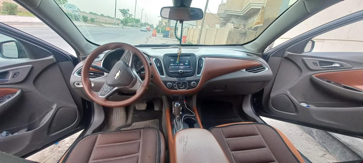 سلام عليكم ماليبو 2017 LT
معروفه مواصفاتها السياره ماناقصها شي  بس التبريد عاطل وبيها 5قطع السعر 80
وهذا رقمي ***********
