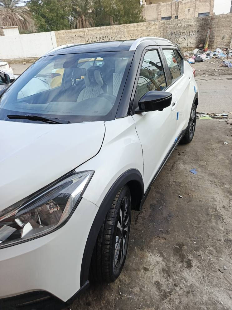 نيسان كيكس 2018 حادثها جانلغ امامي ايسر فقط سياره فول مواصفات معروفه مواصفات الكيكس اخوان بيع او مراوس وهذا رقمي بيه واتساب اتصل وادلل*********** بغداد, العراق
