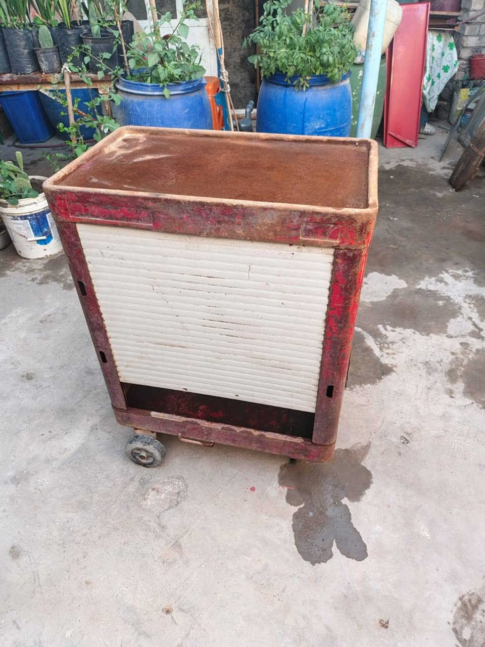 دولاب ذات عجلات 
مستعمل 
الجمهورية اولى البصرة, العراق


**إذا كنت صاحب هذا الإعلان وتريد حذفه لأي سبب، رجاءا أرسل رسالة إلى الدعم الفني**