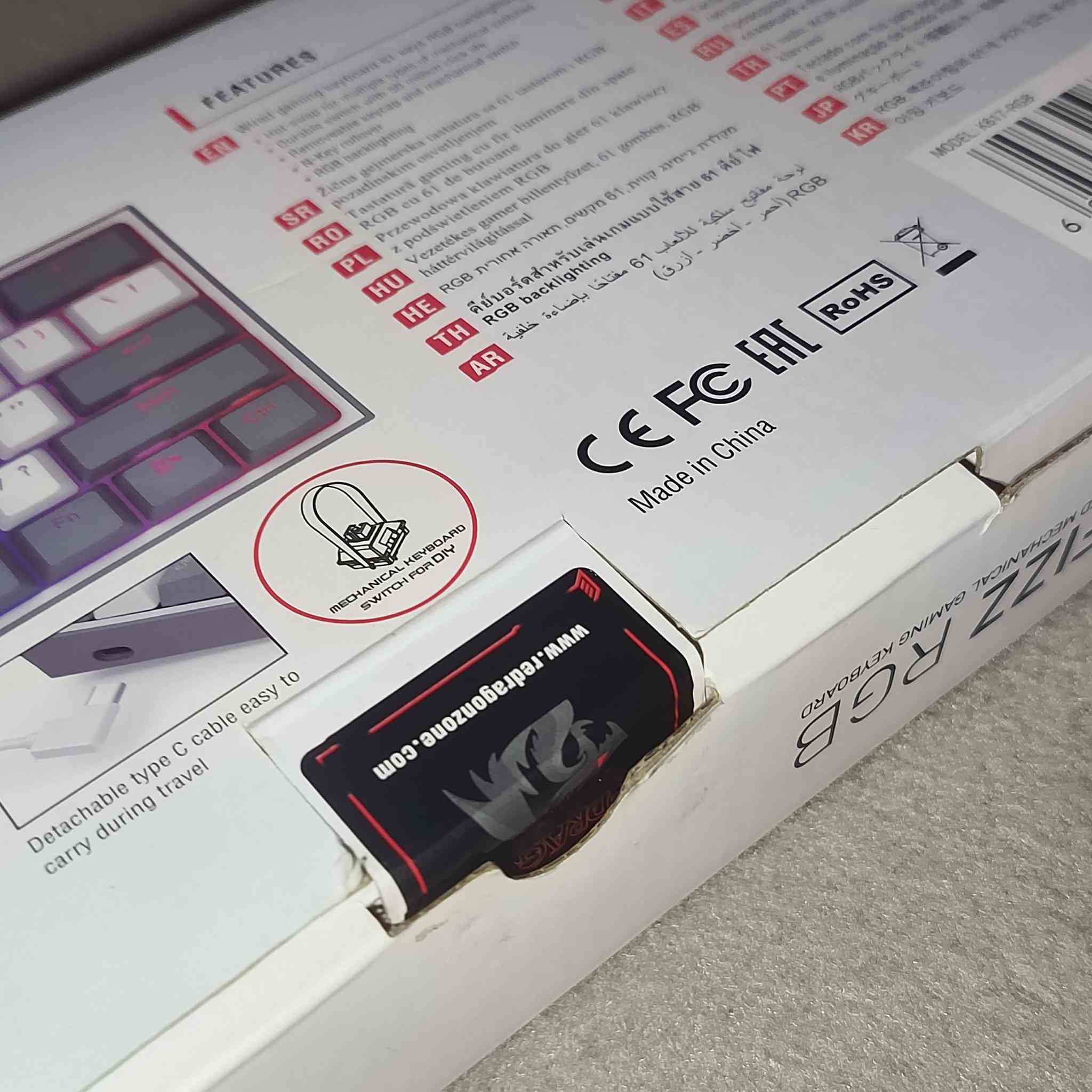 کیبۆرد (REDD.DRAGON) کە باشترین و بەناوبانگترینی کیبۆردی عالەمە بەکار نەهاتوە لۆکە تەنها حەزم لە ڕەنگەکەی نیە بەشەرتی ئەوەی بە کار نەهاتبێت زیاتر 20 جۆر نەخش و جۆری لیدی هەیە نرخی 30 هەزارە ئەوەش ڕەقەمم لە کەلار ***********
