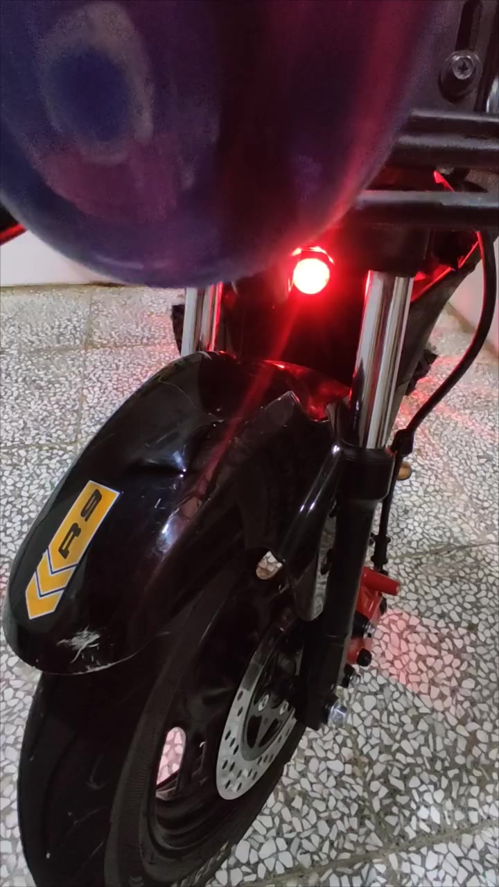 سلام عليكم  دراجة شحن ار 9 مديل 2025 جديده مجلسه وضامه 6بطاريات دبيل على 32فولتيه ملف 1800مزود 
سرعة 80 حقيقي  سعر 460وبيه مجال مكان كوفه حي ميسان  رقم الهاتف ***********
