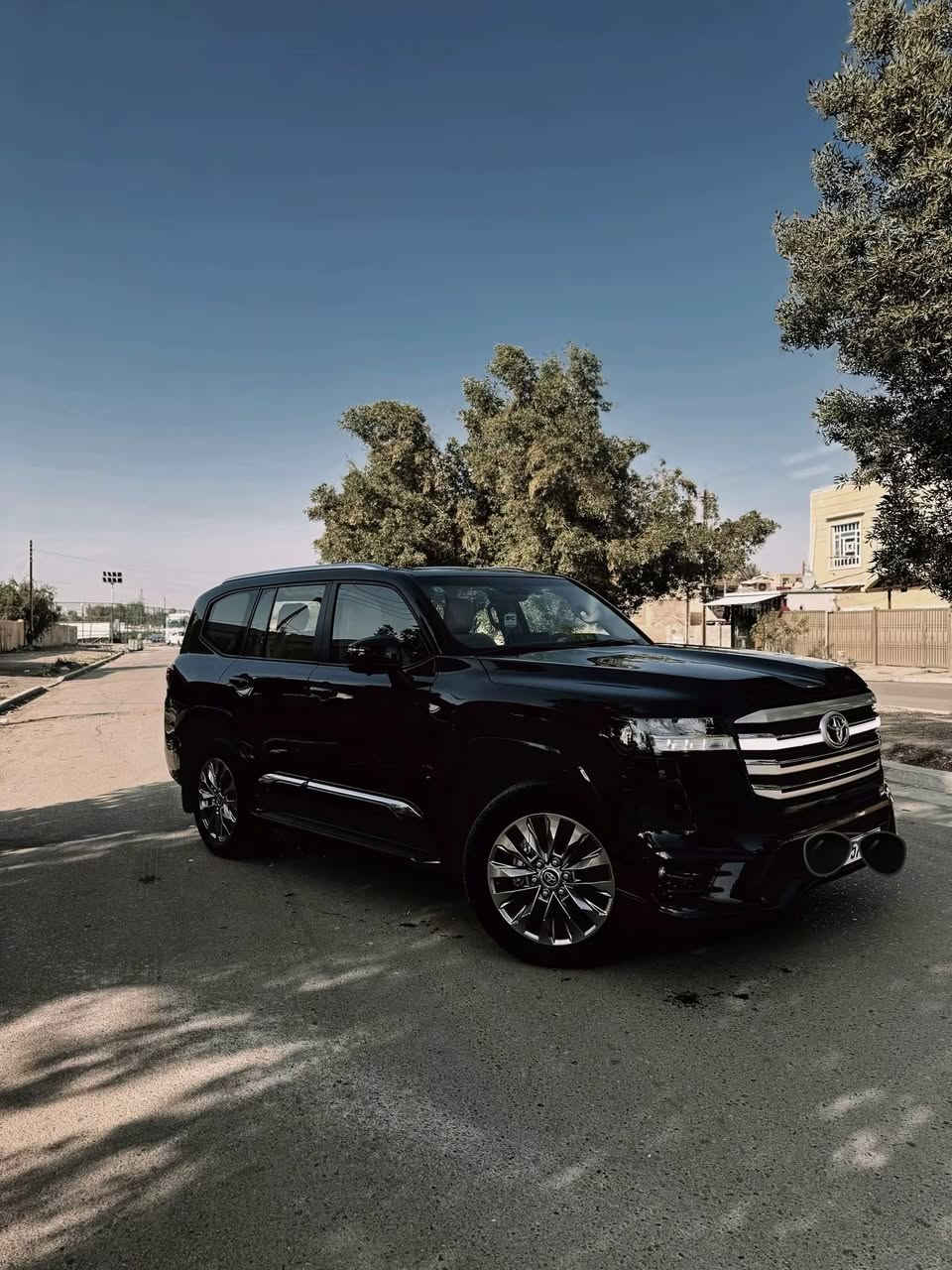 لاندكروز موديل 2023 GXR لمتدد
السياره مغلفه ppf مكفوله السياره
فول شاشات حساسات كامرت 360درجه رقم بغداد وباقي المواصفات معروفه ماشيه 27الف
مكان السياره بغداد الكرخ 
الاتصال 
***********
السعر 67,000$
