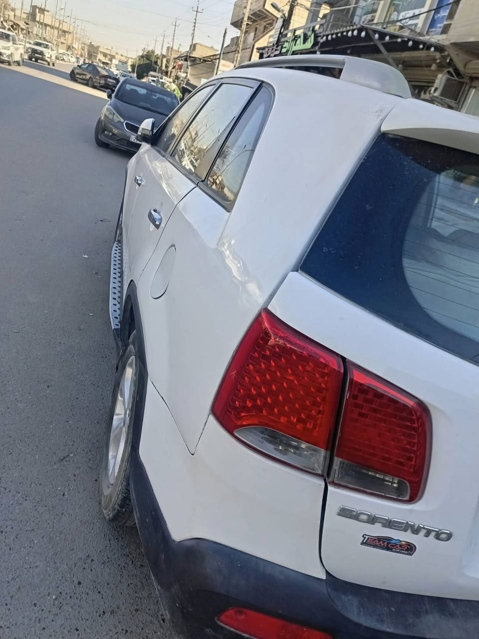 السلام عليكم سورنتو ٢٠١٢ خليجي محرك ٢٤٠٠ 
رقمها أربيل باسمي  
السياره بيه ٥ قطع صبغ بدون دواخل ابيع حزام 
محرك خير من الله 
الكير خير من الله 
تبريد  تدفئة  فول  
مري شفط 
بصمه 
شاشه كبيره 
سبعه راكب 
السياره حلوة بالعافية ع إلي يأخذها 
 ***********
السعر ١٢٥ وبيه مجال بسيط
