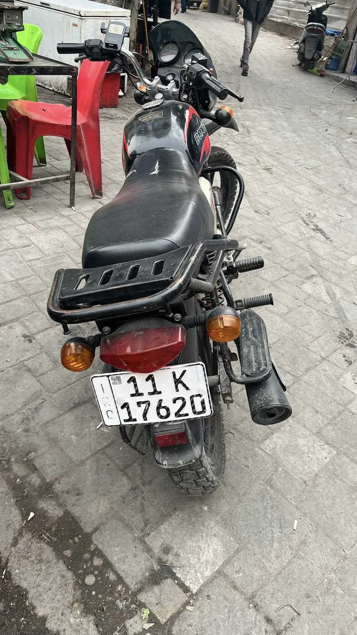 بوكسر 2021 نضيف حلو محرك ممفتوح سلف هندر
ينزادله  ترتيب سعهر 1.800.000 وبي مجال  مكاني بغداد ***********
