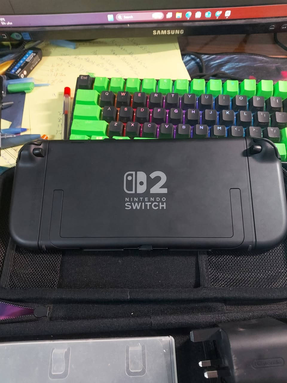 السلام عليكم نيتندو سويج 2 للبيع استخدام قليللل جداا نضافة 1000% مع رام اصلي مخصص للسويج من سامسونج ٢٥٦ كيكا ولعبة ماريو ميكر 2 وشاحن الاصلي وحقيبة بدون كارتونة وبدون دوك فقط الملحقات الي ذكرتهن مكاني بغداد
السعر 500 
رقمي : ***********
