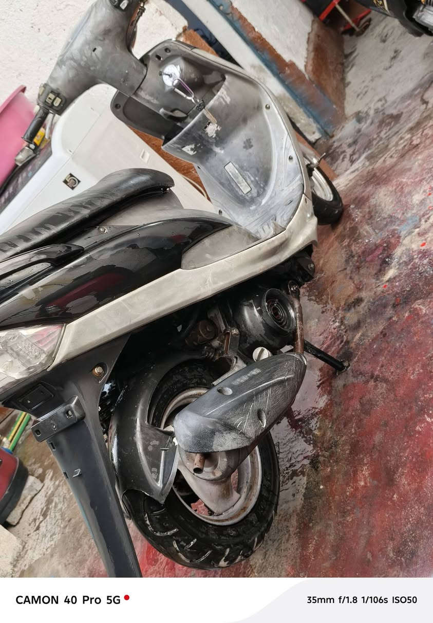 سلام عليكم درجه ماكس منغولي درجه خير من الله اي نقص مابيه لبيع مكاني شارع فلصطين
***********
