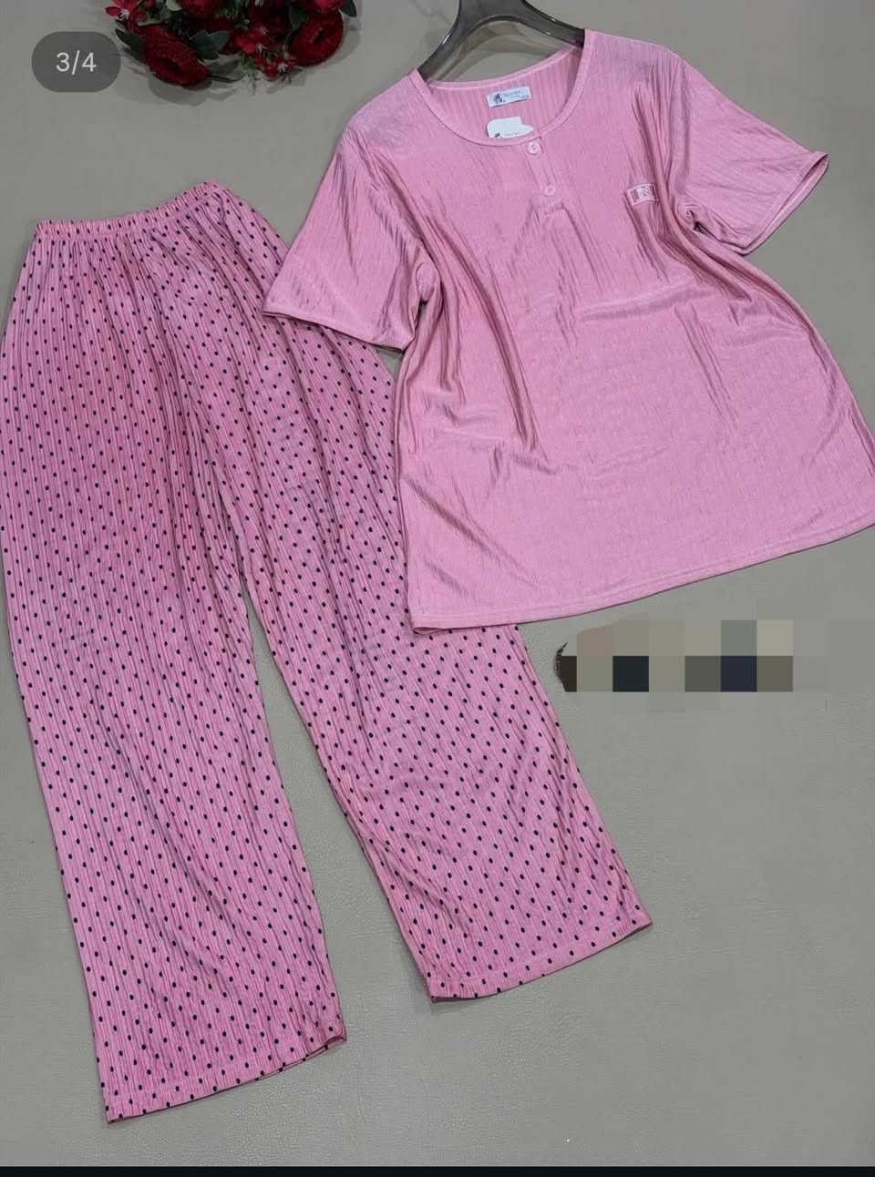 🍑 نعومة + أناقة = راحة ما تنوصف
#تراك بيت قطني وناعم تركي درجه اولى 🌺 🦋 
لأنك تستاهلين تكونين مرتاحة وأنيقة بنفس الوقت 🤍
#السعــــــــــــررر8_قطعــــــــتين15
قياسات فري سايز💙🤍
يوجد توصيل داخل المسيب الفين 
يوجد توصيل محافظات


**إذا كنت صاحب هذا الإعلان وتريد حذفه لأي سبب، رجاءا أرسل رسالة إلى الدعم الفني**