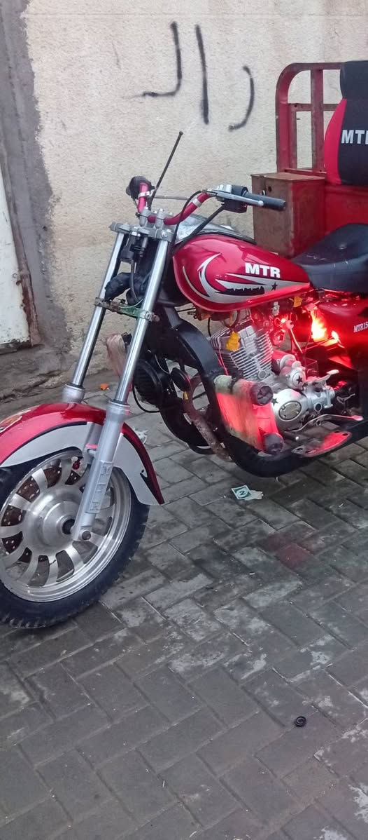 السلام عليكم ستوته امتيار جديده موديل 13 مكانه بصره واحد و 300 وبيها مجال هذا الرقم ***********
