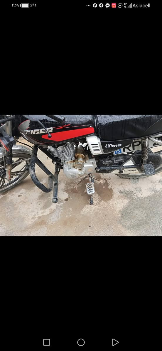 السلام عليكم تايكر سلف 2020 محرك ما مفتوح كلشي بي شقال السعر 550 الف باقي التفاصيل اتصل  وتدلل ***********
