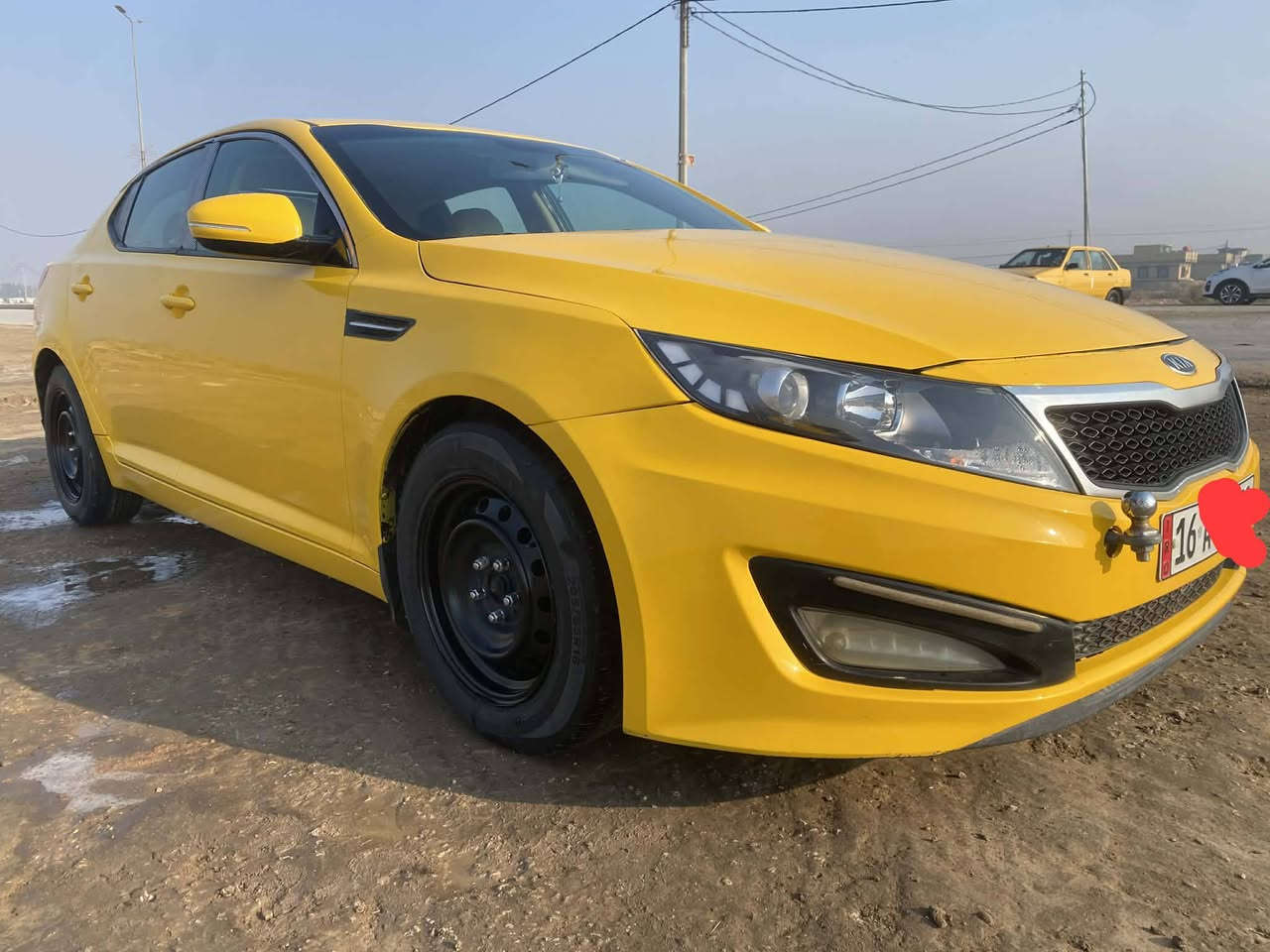 السلام عليكم للبيع كيا أوبتما امريكي موديل2012 رقم قادسية  محرك 2400
كير ومكينه شرط كفاله 
مكان السياره الديوانية قضاء السنيه رقم ***********
