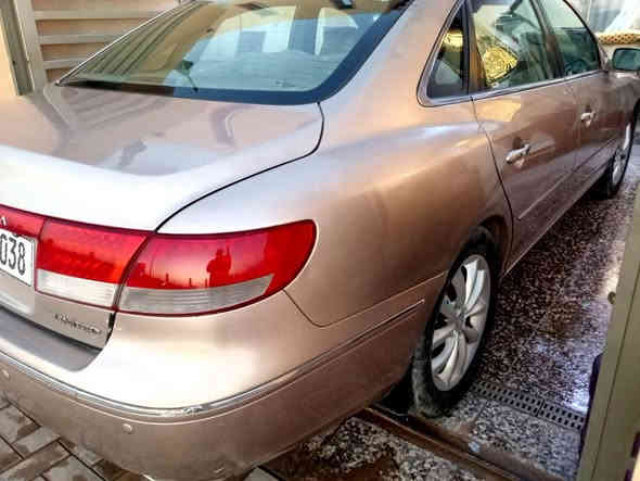 هونداي ازيرا  2008 رقم بغداد الجديد محدثة 2011  فول مواصفات مكينة 6 سلندر.  3300 فتحة سقف  شاشة وكاميرة مري شفط مع الأشاير كشنات جلد كهرباء وتدفئة  عدد 2   حساسات خلفي  تبريد ثلج تخم ناير باتري جديد تحكمات فول نظام ايكو ستيرن كهرباء كروز سرعة الخ تاريخ  يخبل  نظيفة حيل مابيه نقص ... بيه قطع صبغ السعر   90. وبيه مجال  الشراي يتصل ما متواجد بالتعليقات رجاءا.  للاتصال ***********.  المكان بغداد الدورة
