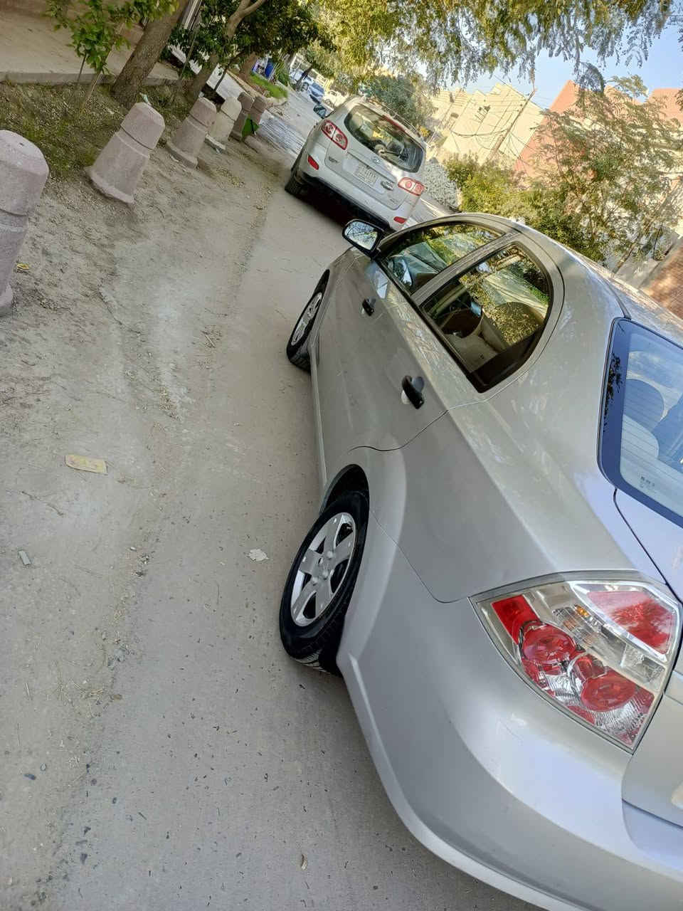 افيو موديل 2016 وراد خليجي سياره مكفوله فول اوتوماتيك سياره بأسمنه سياره جاهزه وجديده مكينه وكير وتخم تاير وتبريد وحداديه كل جديد وعلى الضمان سياره مال جناي ونضيفه كلش سعر 83 عنوان حله باب مشهد رقم الهاتف ***********
