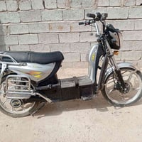 دراجة كهربائية • بطاريات ١٠ جديدة