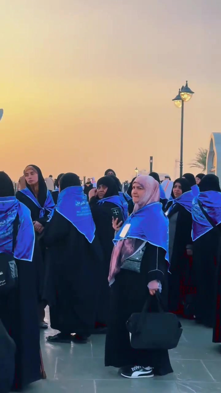 ٩٥ الف بالشهر طيران 
٦٥ الف  بر  اقساط جيب جنط وتعال فقط مع  الى بيت الله الحرام اقساط مريحه عل الماستر رافدين للاتصال ***********
