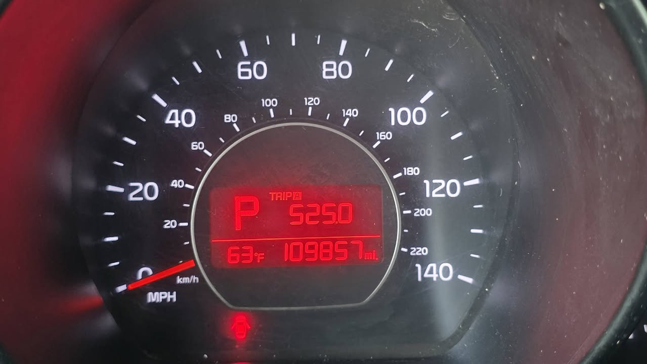 صول 2016 محرك 1600 رقم بغداد بأسمي
الحادث جاملغ عكس السائق ما واصل للشاصي 
(بدون أيرباك) صور الحادث مرفقه 
بس اكو طعجتين بالعراق ومؤشره على الصور 
شاشة كامره تحكم استيرن تبريد تدفئه كله شغال
سعر 11.500$ (115ورقة)
اي استفسار تواصل على الرقم ***********
