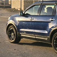 اكسبلورر XLT • ٦ سلندر جديد • بانوراما ٧ راكب