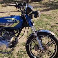 سلام عليكم شباب دراجه سيفان للبيع موديل 2024   محرك ميتين مابيه وراق درجه مقفوله مكني شرطه لربعه سعر 650 بيه مجال ***********بي وتساب
