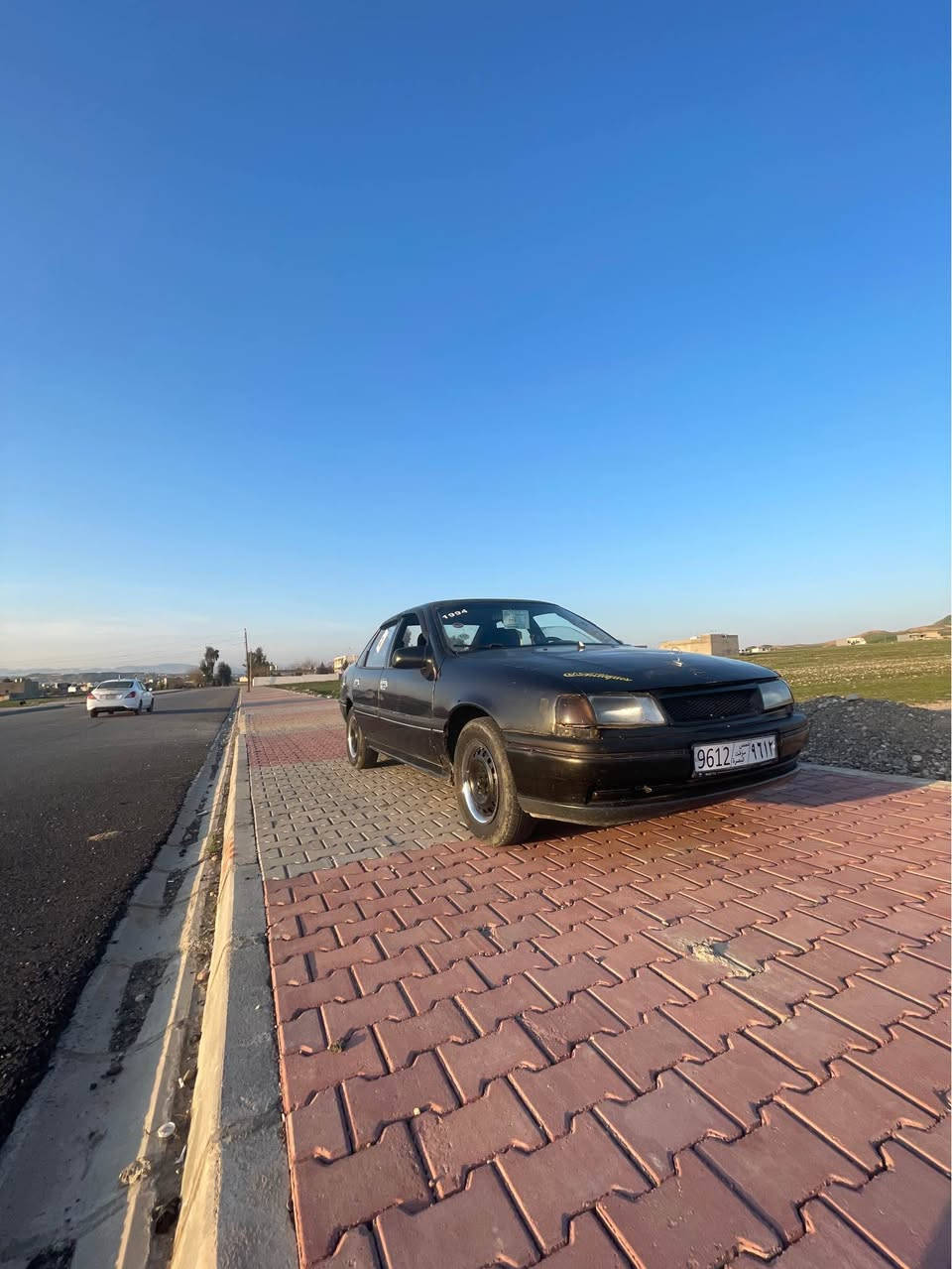 ئۆپڵ ڤیكترا مۆدیل 1991مەكینە 16 توندو تۆڵە ماشاالله خایسی نیە دوكەڵی بەشەرت تۆزك بوخاری هەیە سەیارەكە نمونەیە لە خاوێنی و جوانی سعری 15گەڵاو مامەڵە . كويسينجاك, أربيل


**إذا كنت صاحب هذا الإعلان وتريد حذفه لأي سبب، رجاءا أرسل رسالة إلى الدعم الفني**