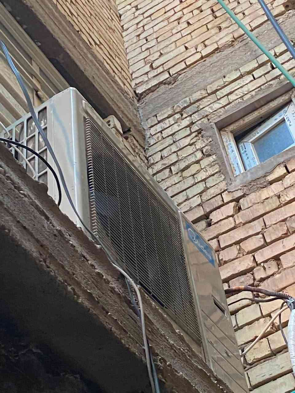 السلام عليكم عليكم سبلت يحتاج ماطور وبواري مكان بغداد. حي اور السعر 300وبي مجالاي استفسار على رقم الهاتف ***********
