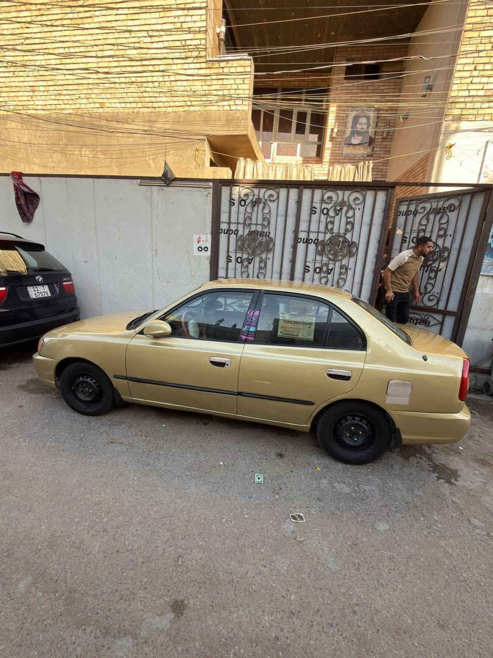 #اكسنت موديل 2000 للبيع 

السياره مصبوغه عام كهربائيات كلها شغاله كير محرك خير من الله سياره اوتماتيك محرك 1400 
باسمي مكاني بغداد الكماليه السياره ينقصها بس الصدر شويه تعبان السعر (50) رقم الهاتف ***********
