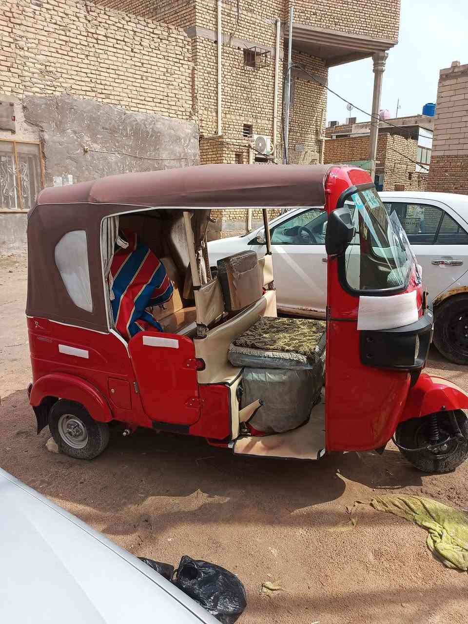 سلام عليكم تكتك 23للبيع رقم انكليزي الدراجه كفاله كشر ومكينه ماعدا بيها ضربه خفيفا بالغد هجي اصبعين والباقي كفاله السعر خاص مكاني ناصريه سوك الشيوخ الاتصال على الرقم ***********
