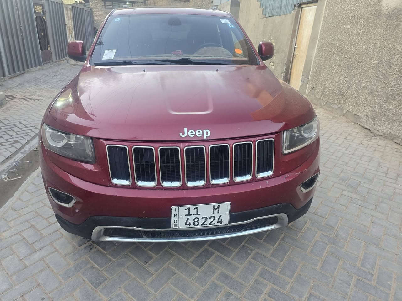 السلام عليكم
للبيع او مراوس اسبورتج من موديل ٢٠ فما فوق او توسان 
جيب لاريدو موديل ١٤  وارد امريكي حادث قطعتين جاملغ وبنيد السياره موصفاتها تحكم استيرن جهتين فتحه سقف كشن السائق كهرباء تدفئه كشنين داخل اسود كير جديد مكينه تمام السياره خير من الله مامتعوبه السعر المطلوب 170$ للاستفسار اكثر الاتصال على الأرقام التاليه ***********
*********** قليل التواجد على الفيس
