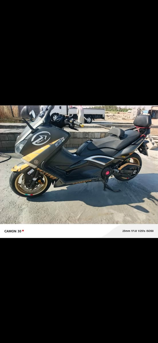 Tmax 530 2015 للبيع
المكان واسط الشحيمية
***********
للعلم جامتهة موجوده الدراجه مناقصهة اي شي
