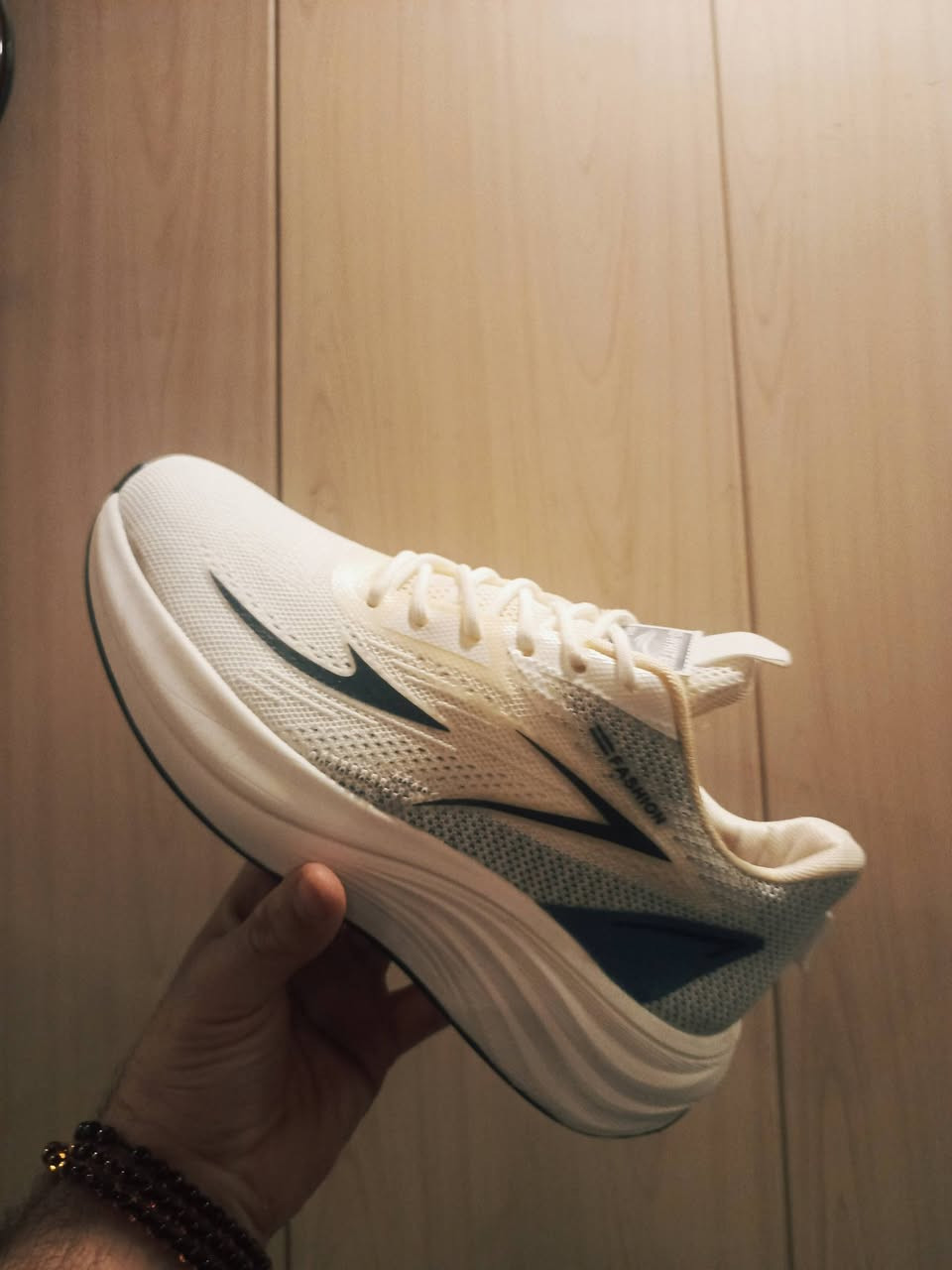 كسر باله 💯🔥
ترانشوزات براندات اصليه وزن صفر 
سعر القطعه ب12 الف💸💀

توصيل موجود داخل الحله 
***********🖤
