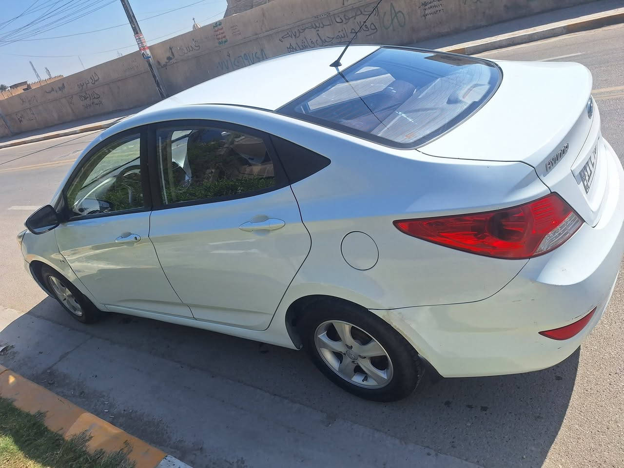 اكسنت موديل 2013 خليجي مكينه 1600 السياره جاهزه بيها ٣ قطع بدون دواخل مكانه بغداد الدورة
السعر 93  رقم ***********
