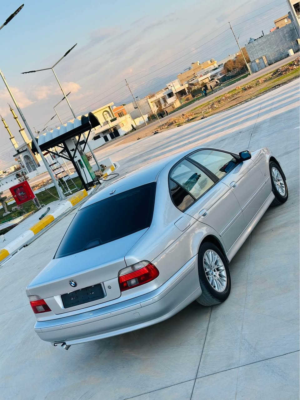 بیئیم سەقەر بۆ فرۆشتن 

مودیل2002.  525 تۆماتیک

مەنەفیست ئەسڵی 22داخیل بوا
گیر مەکینە ئەیبئ ئیس تەبریت 
بەشەرت بۆیاخ سەقفو حیزانم بەشەر چڵدو هیتەر 5پەردە بیلاد.  سیدی بۆکس 
زۆر تندو تۆڵە بی مەسرەف   *********** موشتەریی نی تیل مەکە لەگل ریزم ❣️ رانية, السليمانية
