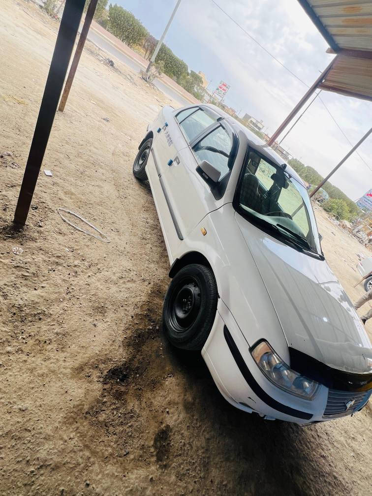 السلام عليكم 
سمند 2011 ذي قار مكفولة من الضربة القوية مكينة كير حدادية تخم تاير تبريد جاهزة السيارة مابيه نقص السعر 32$ وبيه مجال بسيط *********** السماوا, المثنى
