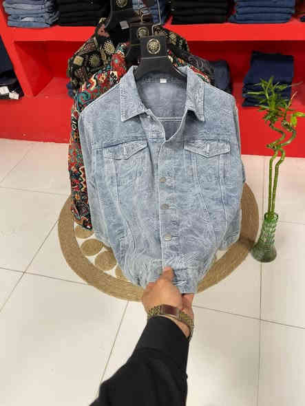 ازياء ياسر للالبسة الرجالية تقدم لكم أحدث القطع الشتوية بجودة عالية وتصميم فخم يليق بذوقكم.

خامة ثقيلة • ملمس ناعم • دفء مناسب للشتاء
� القياسات المتوفّرة:
S – M – L – XL – XXL
📍 زورونا داخل المجمع 
📦 التوصيل متوفر لكل المحافظات
نتشرف بكم
قضاء المنصورية / عماره الحاج سالم العفريت 
هـ/***********
