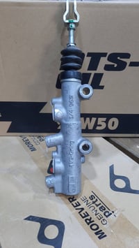 قطع غيار • وصول بضائع • بصرة الحسين