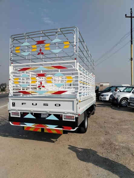 كنتر 2026 رقم بغداد تحويل مباشر محجر بشتوان جنلات دبل تانكي صناديق ثلاجات زيرو كيلو   متر ترهم مراوس بفحل بس كون رقم بغداد  ***********
