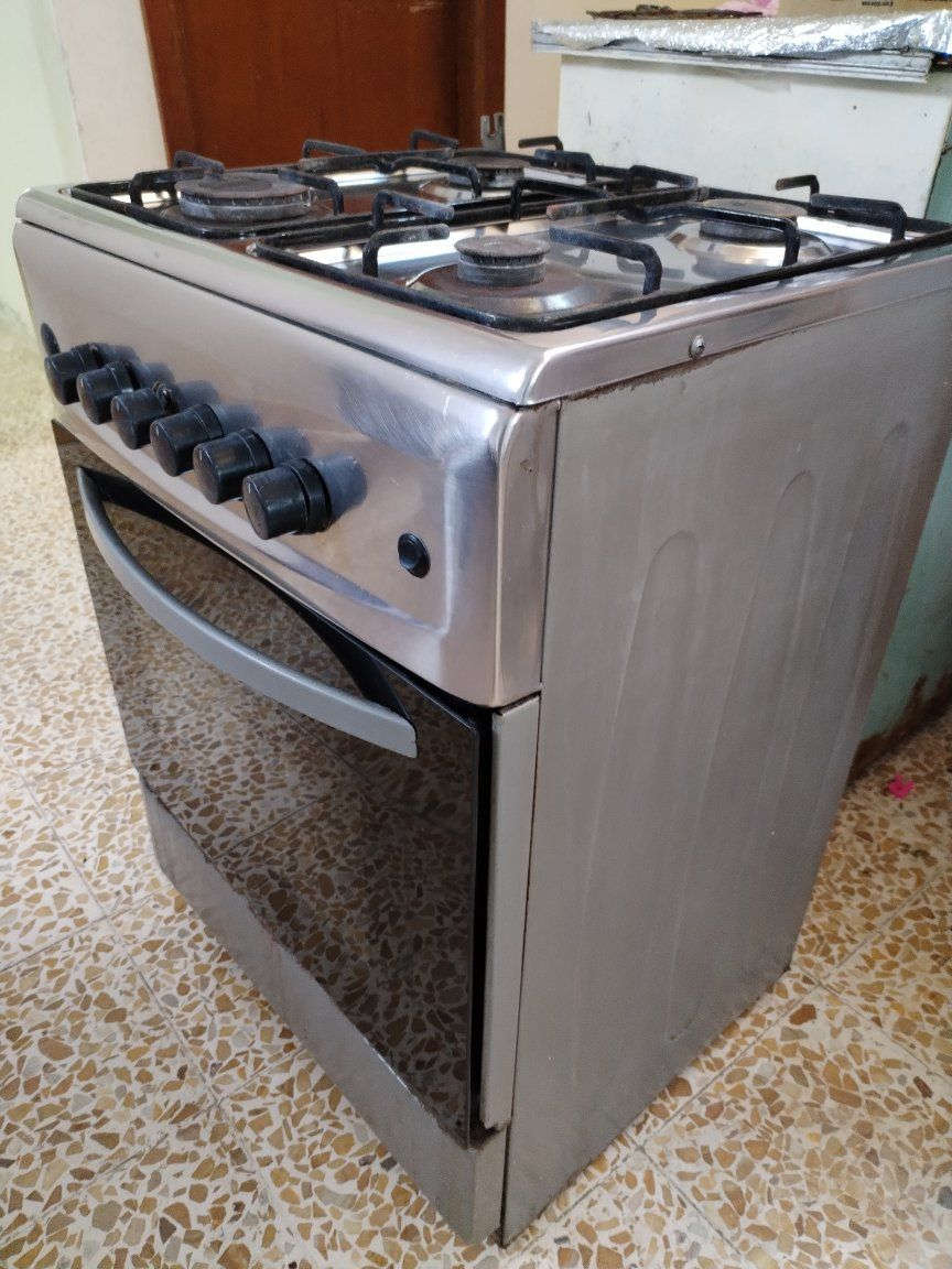 طباخ 4 عيون شغال ٥٠ الف


**إذا كنت صاحب هذا الإعلان وتريد حذفه لأي سبب، رجاءا أرسل رسالة إلى الدعم الفني**