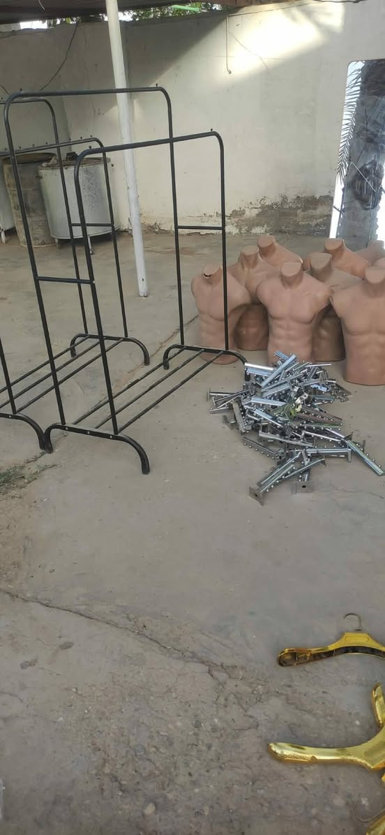 السلام عليكم ورحمة الله وبركاته
اخوان ذني رايد ابيعهن إلي يريدهن يتفضل خاص وبيه خير ويدلل ,اسعارهن بسيطه 
هذا رقمي ***********
