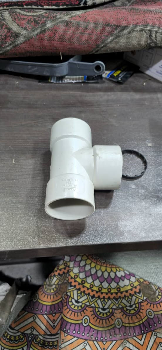 متوفر كميه سعر مناسب يوجد توصيل للأستفسار ***********
