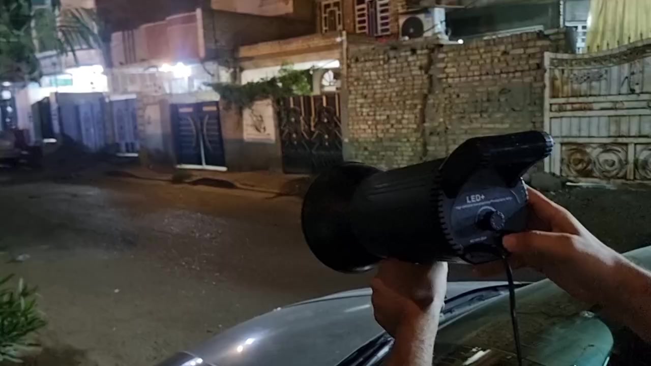 السعر الواحد 75  الف 
اضاءة فديو  مستمرة 100 RGB  واط من شركة YSKE
باي كلر شمسي ابيض ثلجي  تحكم كلفن تحكم بقوة الاضاءة 
شاشة كبيرة فانات تبريد عدد ٢ صامت  تحكم تطبيق موبايل جديد متوفر توصيل


**إذا كنت صاحب هذا الإعلان وتريد حذفه لأي سبب، رجاءا أرسل رسالة إلى الدعم الفني**