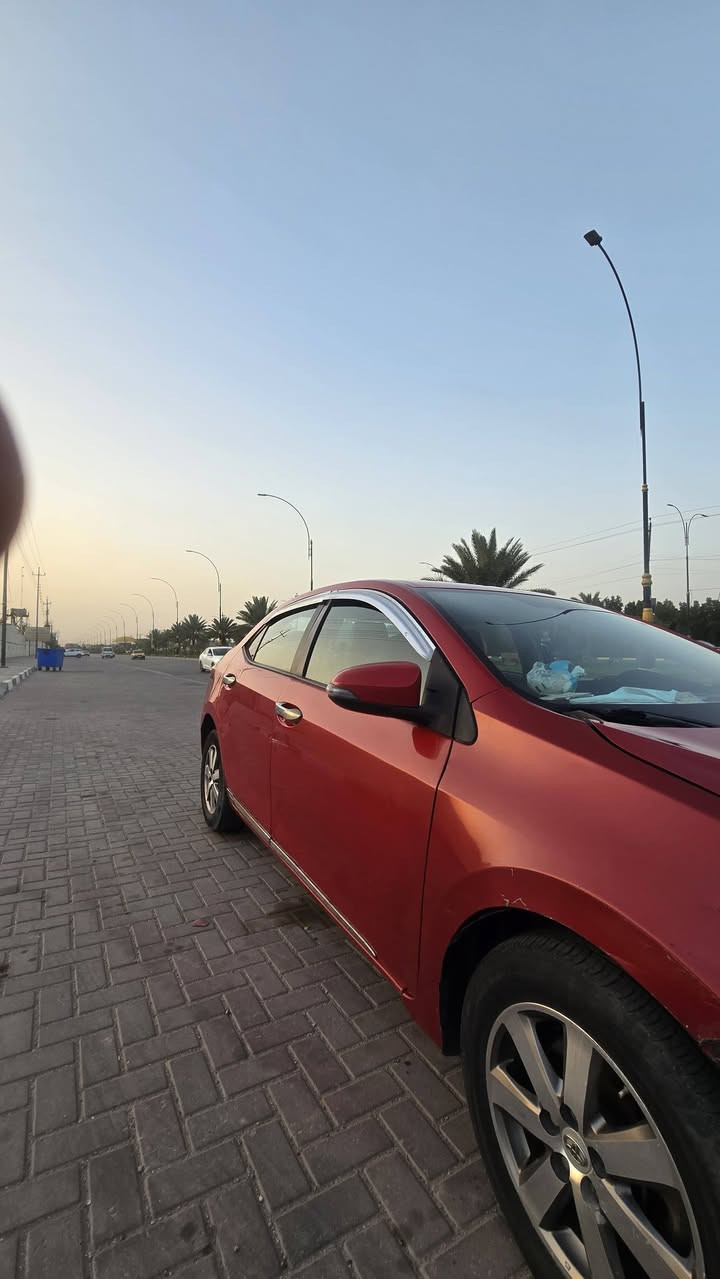 للبيع كورلا 2016 وكالة السياره مواصفات سقف شاشه كبيره تحكمات ستيرن مري شفط داخل لونين السياره بيها فقط الحادث بنيد وچاملغ  السياره رقم بغداد باسمي 

اخواني السعر 115 وبيها مجال للجاد واللي يريد يشتري يمرلي ويشلع عيوني وبرسم الخدمه اني 

مكانها كربلاء 
***********
