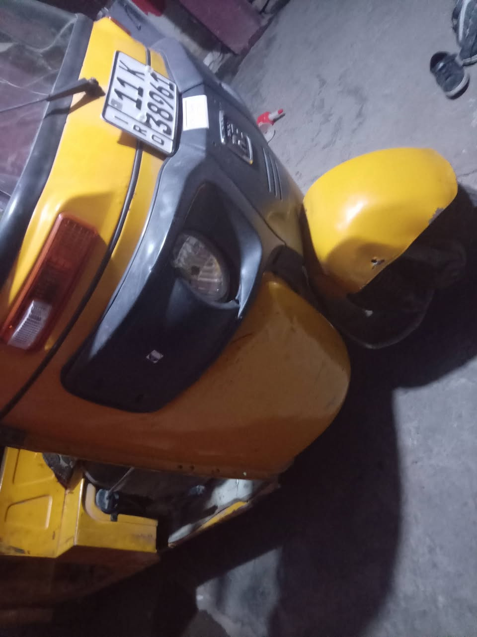 السلام عليكم تكتك للبيع موديل 19شهر 9محسوبه عل ٢٠ تكتك رقم انكليزي وسنويه والتحويل ثاني يوم تكتك مجفته
ول مكينه خير من الله وعل فحص العنوان بغداد السعر ٧ ونص وبيه مجال 
***********
***********
