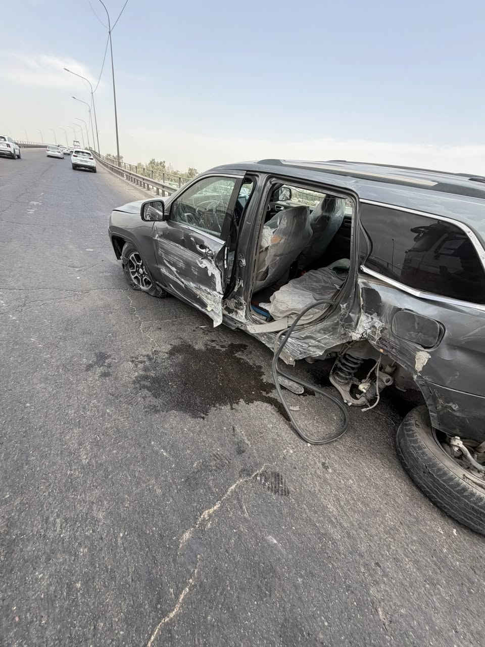 السلام عليكم جيب موديل 12الاريدوه صار بيها هاذ الحادث  اريد ابيعها عله حادثه السياره شغاله  كلشي بيها شغال فقط هاذ الحادث. شواصي الغود كفاله   وارد امريكي. ومن امريكه بيها هم حادث بذني البابتين فقط ابيع عله حادثه السعر 115العنوان بغداد التاجي الشراي يتصل *********** وذا مراوس عادي
