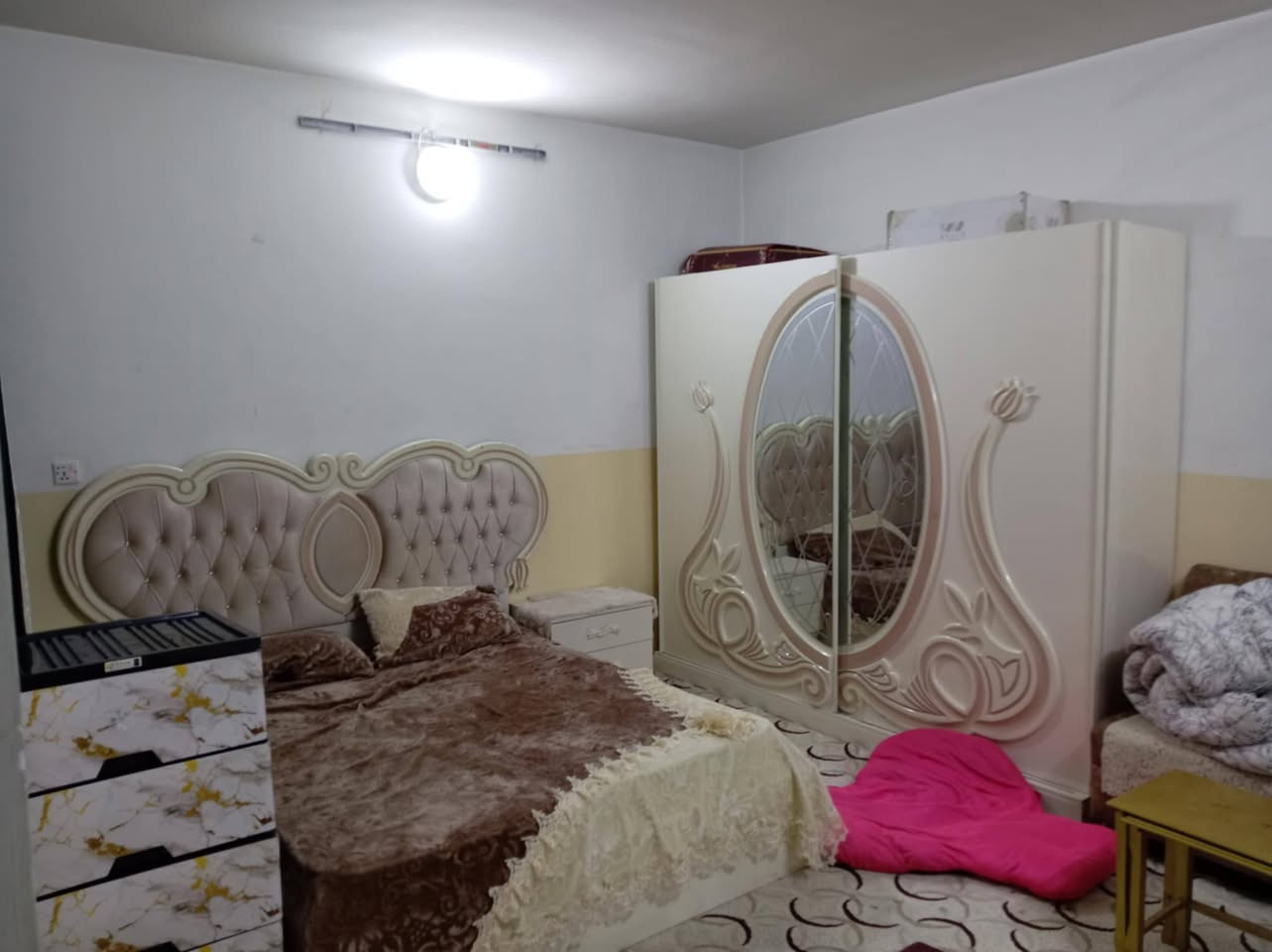 الغرفه كامل  داخل الموصل فقط  حل وشد ونقل السعر ٤٥٠ الف التواصل ع خاص المكان موصل بالايسر حي الميثاق


**إذا كنت صاحب هذا الإعلان وتريد حذفه لأي سبب، رجاءا أرسل رسالة إلى الدعم الفني**