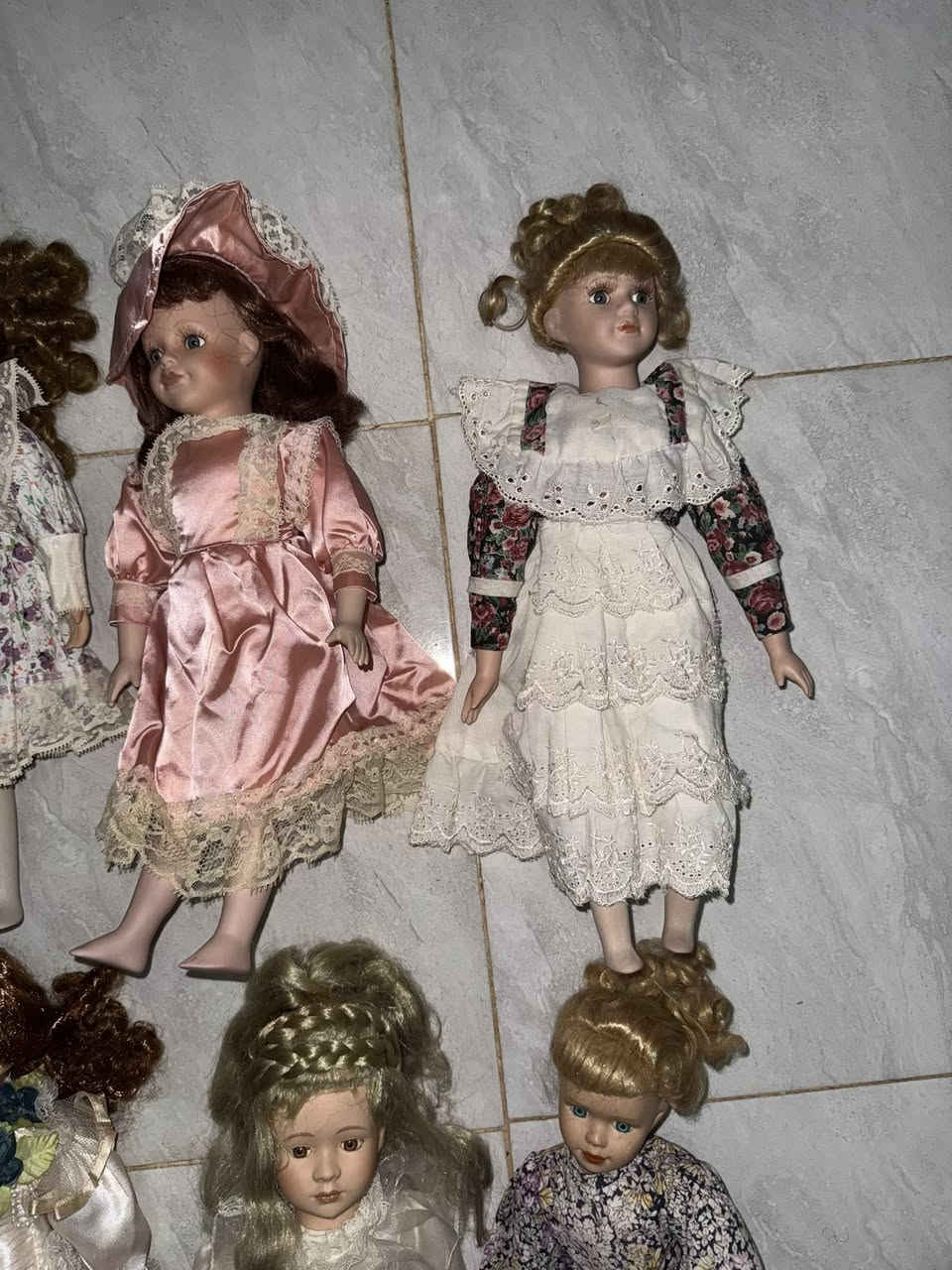 Poupée porcelaine bonne prix gros et détaille


**إذا كنت صاحب هذا الإعلان وتريد حذفه لأي سبب، رجاءا أرسل رسالة إلى الدعم الفني**