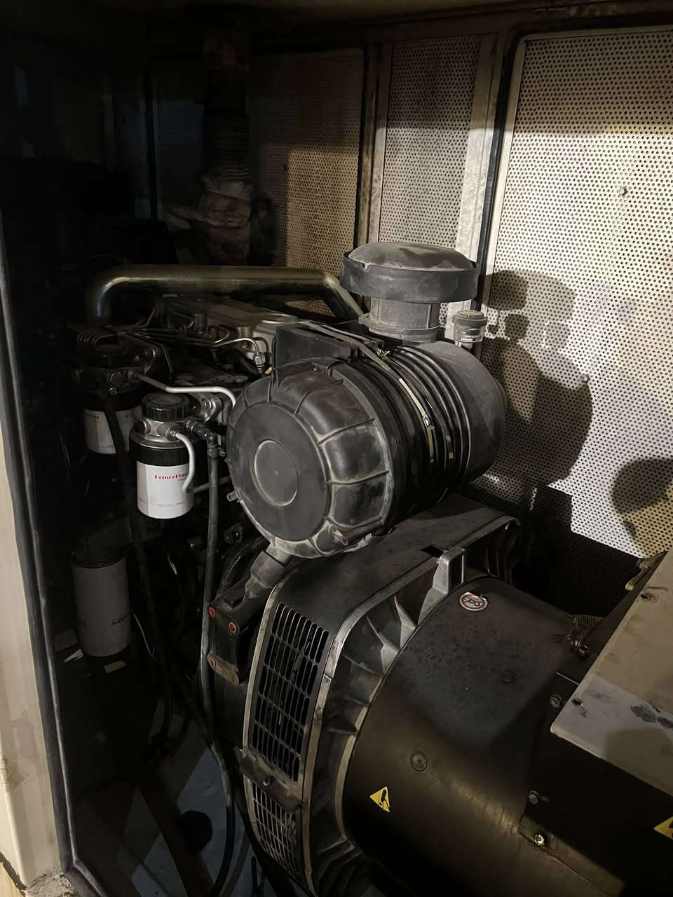 شباب سلام عليكم مولد للبيع بيركنز جبيلي اخوان اصلي135كيفي ٦بستم مكاني بغداد الكاضمية ***********
