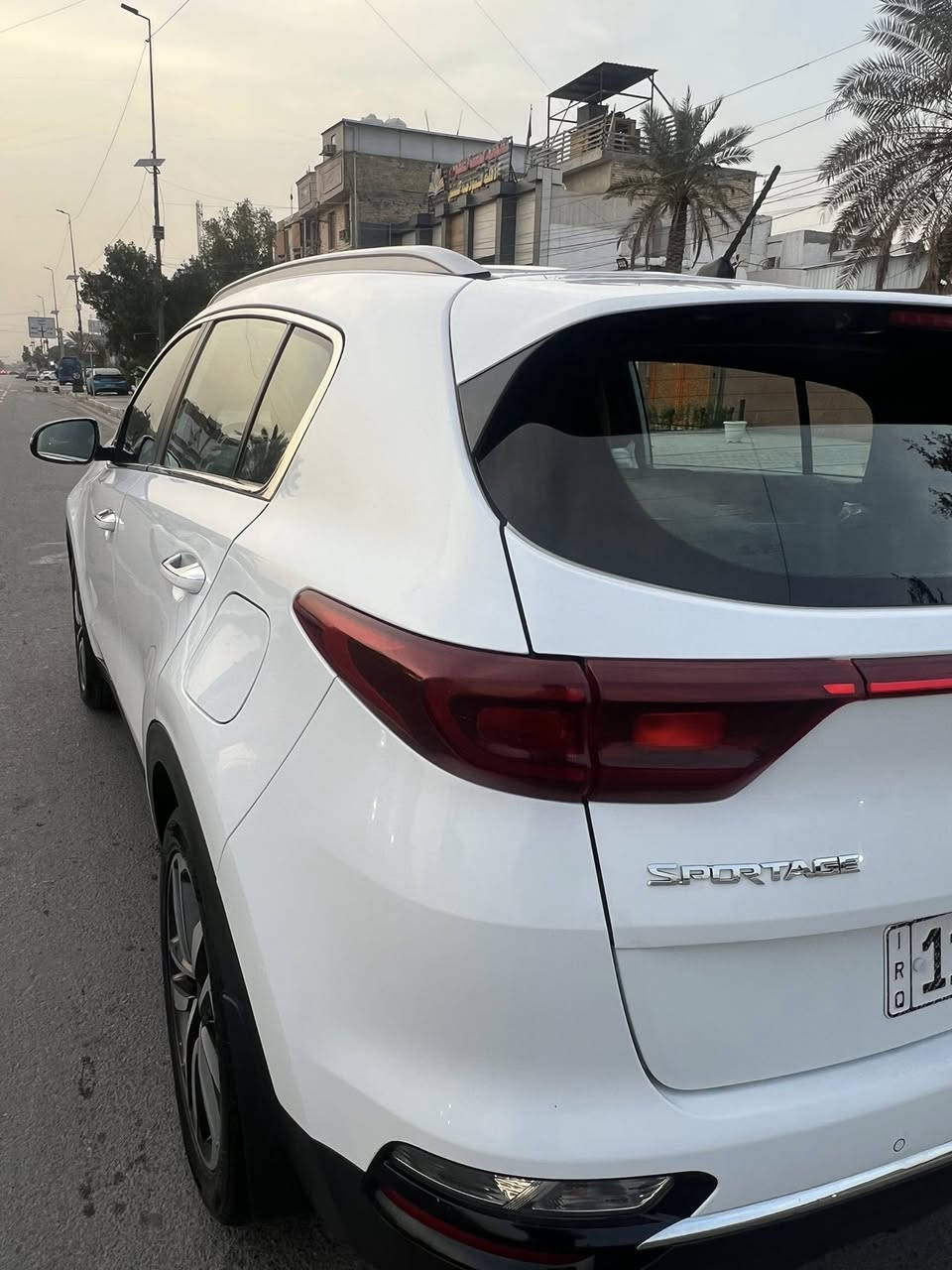 للبيع سبورتج 19 شكل ال20 لون ابيض
السيارة ماشية64 ااف
السيارة مواصفات البيسك
كامره
حساس امامي خلفي
سويج
السيارة مكفولة كفالة عامة ماعدةبارد بسيط باب السايق
السيارة خير من الله صدر محرك كلشي مكفول
سعر195 وبيها مجال 

المكان السيارة شارع فلسطين
رقمي ‭***********
