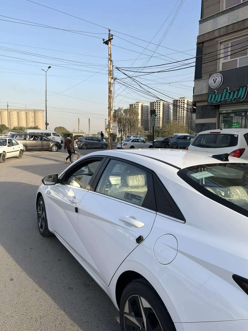 سلام عليكم
النترا موديل 2023 خليجي مكفوله من الضربه والصبغ ماشيه ٢٤ رقم أربيل 
فول مواصفات 
١- بصمه ٢- فتحه ٣- تشغيل عن بعد ٤- مري شفط وأشاره ٥- تحكم جهتين ٦- شاشه عطلات ٧- ليد صباحي ٨- حساسات اماميه وخلفيه ٩- ويل كب ١٠- شاشه وكاميرا بلاديه ١١- ارضيه جلد ١٢- تبريد قطعتين 
محرك 1600 دوش 
مكاني بغداد السيديه 
***********
