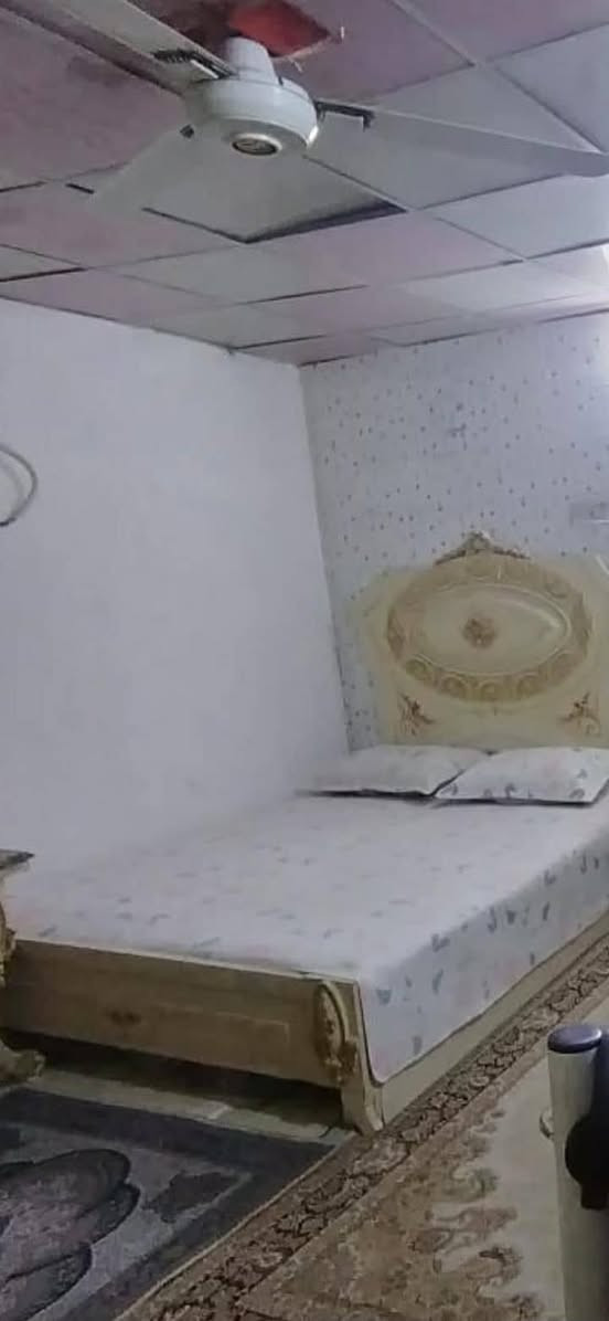 جربايه خشب زان مصري مع ميز مرايه مرمر ب135 بيه مجال بسيط مكان زغفرانيه


**إذا كنت صاحب هذا الإعلان وتريد حذفه لأي سبب، رجاءا أرسل رسالة إلى الدعم الفني**