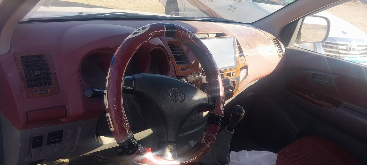 للبيع 2006
رقم شمالي 
شاصي 19ام البطل مرغوب بالسوك اكثر
صدر تايرات كلها تمام 
ترايك افتر العراق 
ماكان السياره سامراء 
للستفسار اكثر
***********
