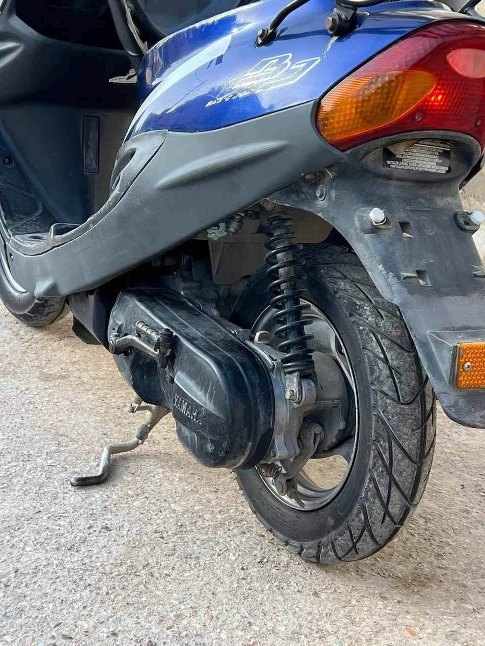 بيع او مراوس بدراجة  ( كير )

دراجة بيجي / لون بحري 

كفالة عامه من كلشي شرط الفحص وين مايعجبك 

شلعه ومعدل خير من الله عداد شرط 60 

الدراجة فحل مو نثية 

كهربائيات كلها شغالة 

سلف نكرة / هندر دوسه / لايت امامي / بكلايت خلفي / اشاير 
هورنات / بريك امامي / بريك خلفي / قفل جوزة بصمه / قفل سترين / قفل جنطه / دبلات امامي/ دبلات خلفي / عداد سرعة / كيج بانزين ..

الدراجة شرط وكالة وين مايعجبك أخذها 

بيع او مراوس بكير حسب القناعة 

للتواصل والاستفسار/  *********** اتصال أو واتساب 

واتساب عل مدار 24 ساعة 

العنوان السماوة : سوك المسكوف ☆ مجاور شركة النخلة
