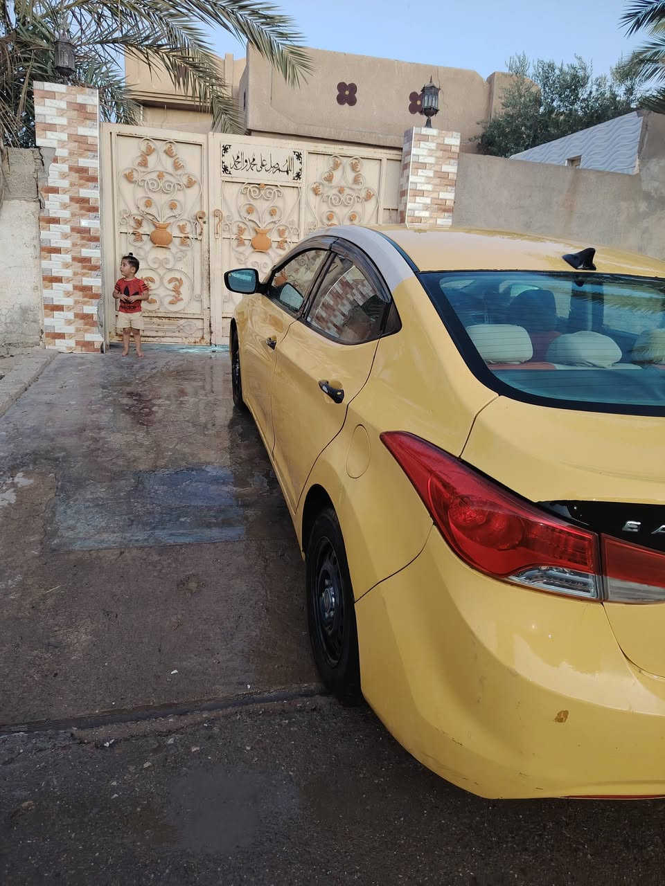 سيارة النترا ٢٠١٣ وارد أمريكي ضرر قبغ جنطة والجامرلغ الأيمن الخلفي مصفرة هيئة وغرامات وسرقات رقم ديالى انكليزي سيارة حلوة وكاملة فقط التدفئة عاطلة السعر ٩٥ وبيهة مجال قليل للاستفسار الاتصال على الرقم التالي ***********
